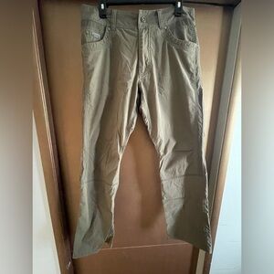 Kuhl Radikl Klassic Pant in Burnt Olive color 34x30